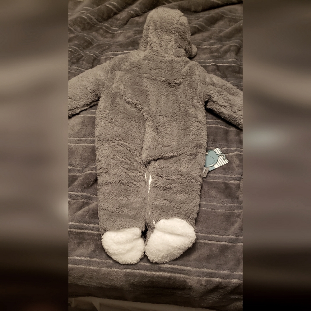 jumpsuit/snowsuit.